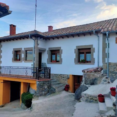 Casa Rural el Enebral en Potes Picos de Euopa Colio Exterior foto